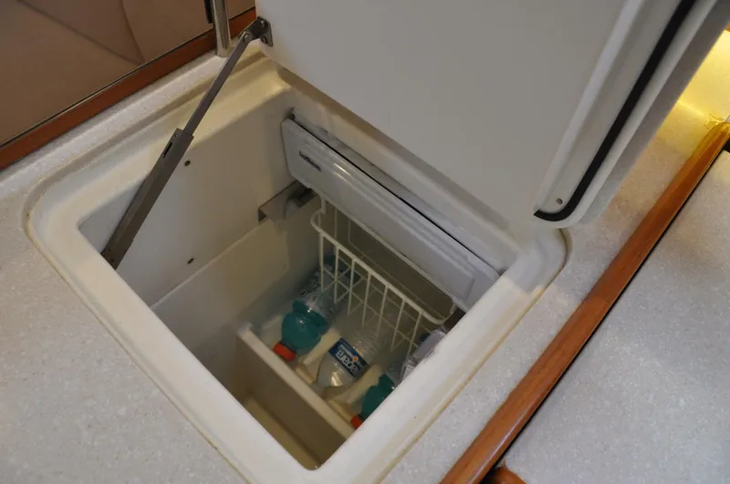 Slide: The Image of Catalina 355 2018 - 5641070