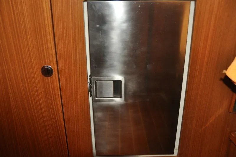 Slide: The Image of Catalina 355 2018 - 5641073