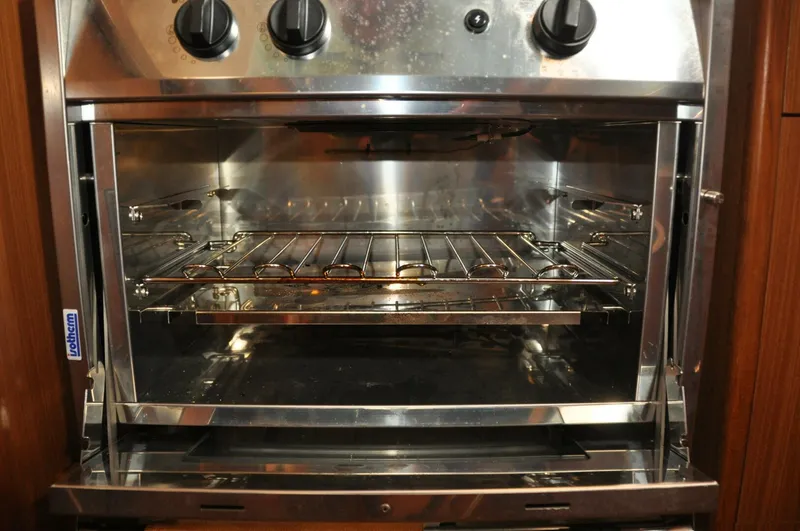 Slide: The Image of Catalina 355 2018 - 5641077