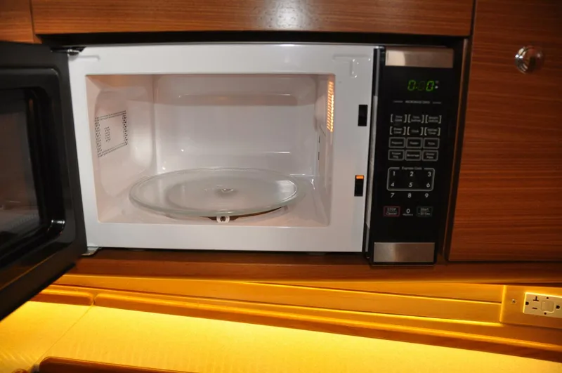 Slide: The Image of Catalina 355 2018 - 5641079