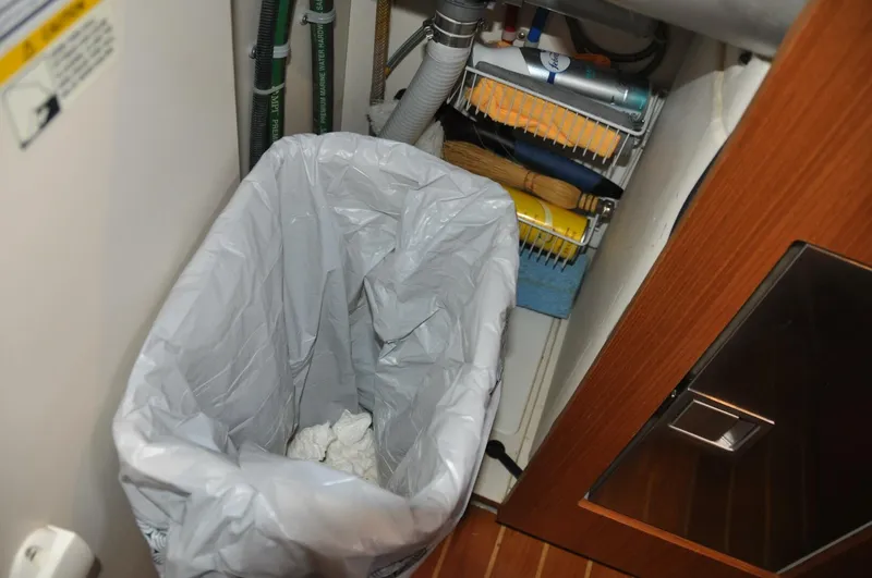 Slide: The Image of Catalina 355 2018 - 5641092