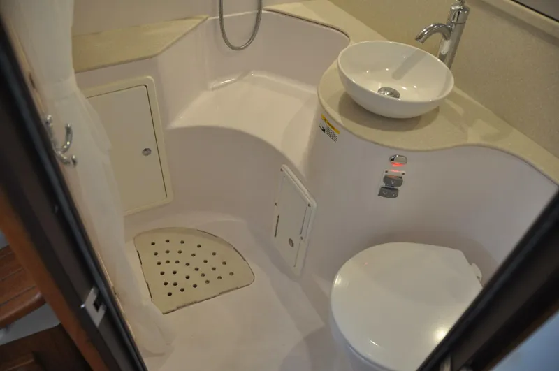 Slide: The Image of Catalina 355 2018 - 5641084