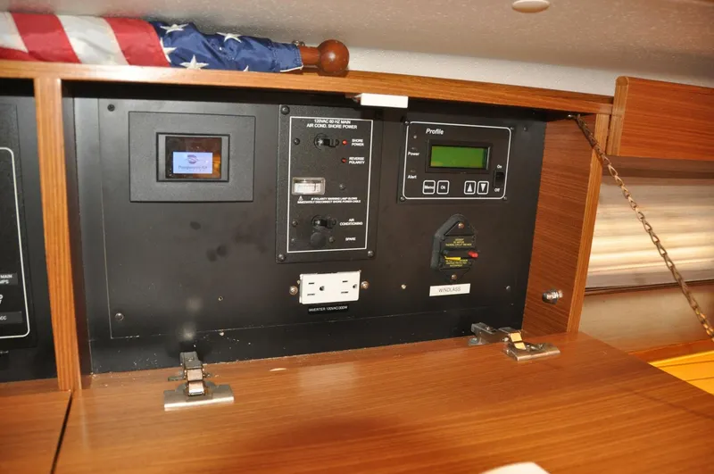 Slide: The Image of Catalina 355 2018 - 5641121