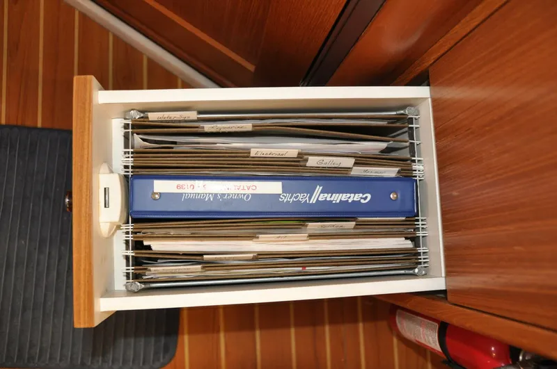 Slide: The Image of Catalina 355 2018 - 5641172