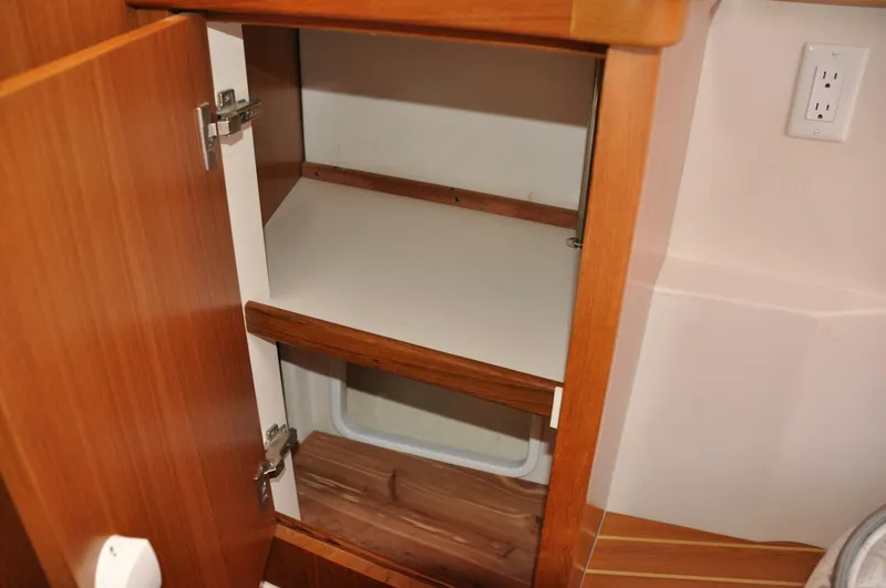 Slide: The Image of Catalina 355 2018 - 5641139