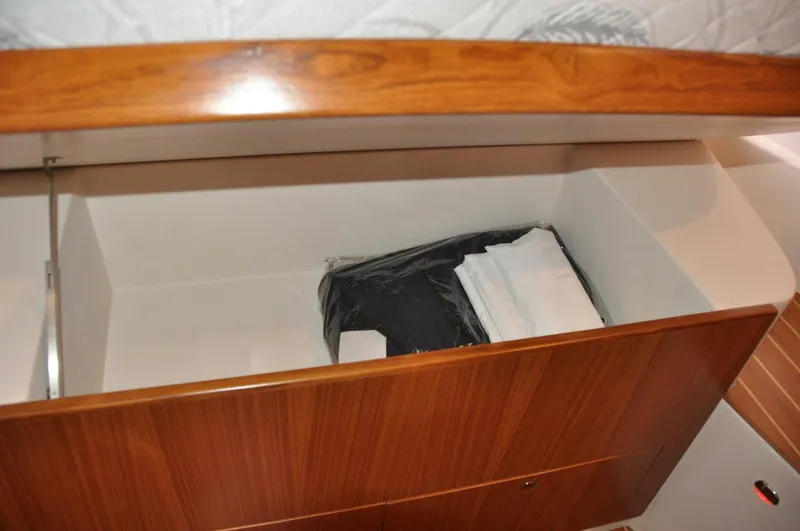 Slide: The Image of Catalina 355 2018 - 5641147