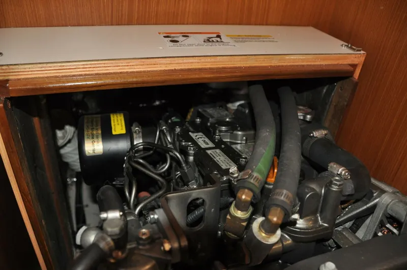 Slide: The Image of Catalina 355 2018 - 5641152