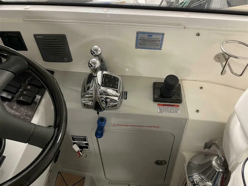 Slide: The Image of Sea Ray 43 Sundancer 2009 - 5641198