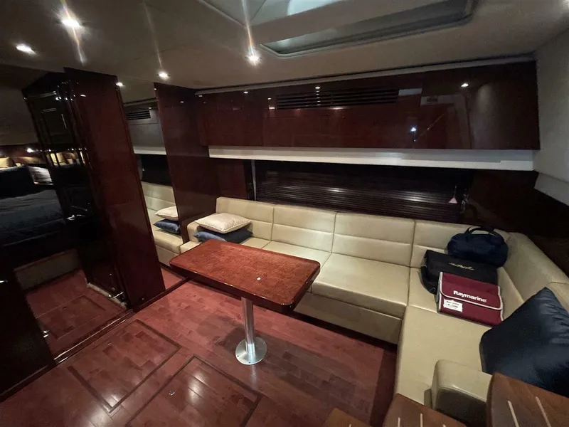 Slide: The Image of Sea Ray 43 Sundancer 2009 - 5641212