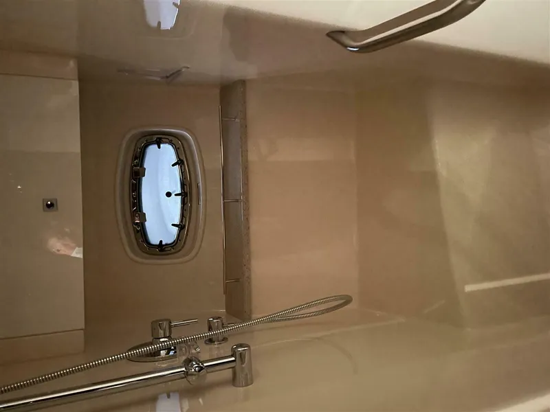 Slide: The Image of Sea Ray 43 Sundancer 2009 - 5641218