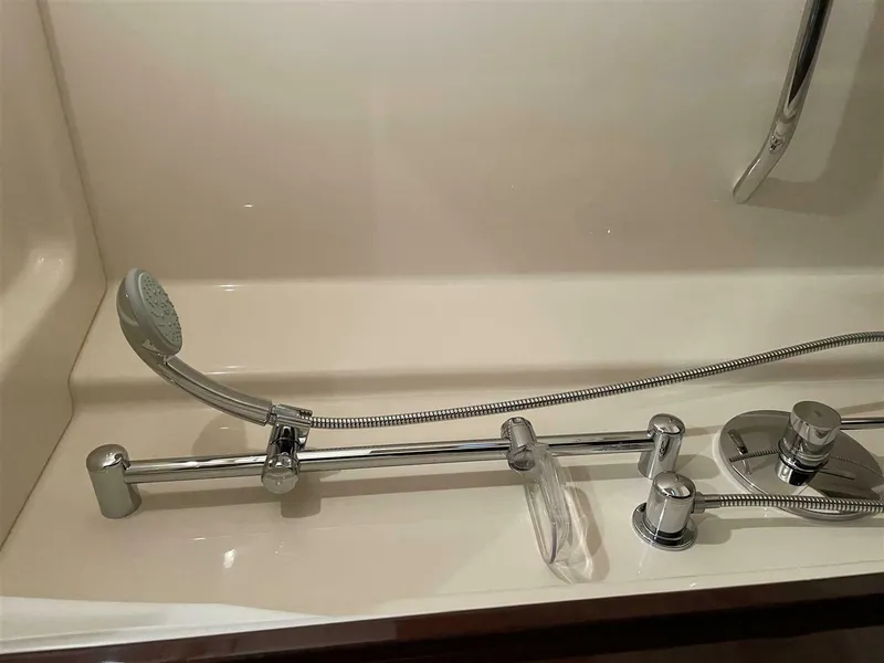 Slide: The Image of Sea Ray 43 Sundancer 2009 - 5641219