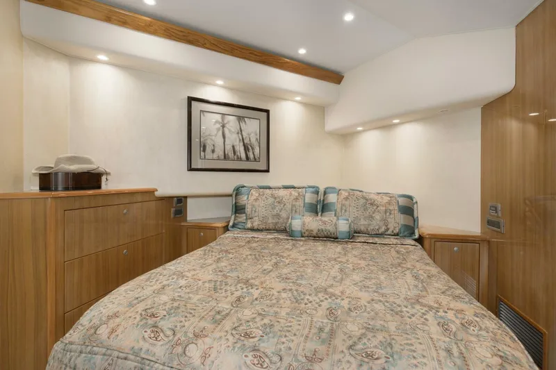 Slide: The Image of 2007 64 Viking Enclosed Bridge Reel Blues Primary Stateroom (3) - 5641863