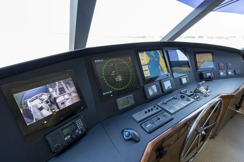 Slide: The Image of 2007 64 Viking Enclosed Bridge Reel Blues Bridge (6) - 5641876