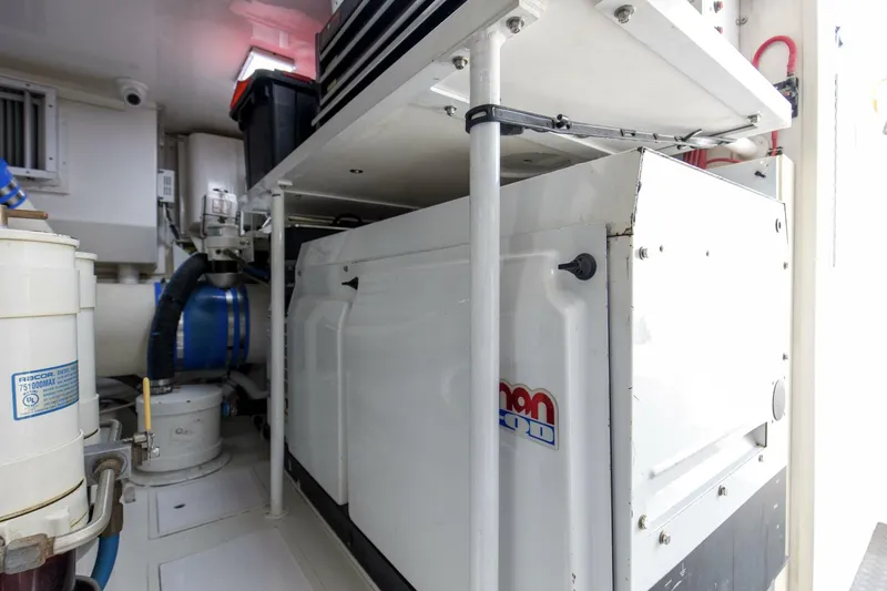 Slide: The Image of 2007 64 Viking Enclosed Bridge Reel Blues Engine Room (4) - 5641955