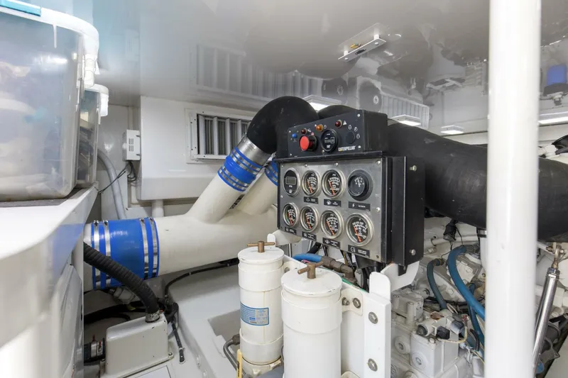 Slide: The Image of 2007 64 Viking Enclosed Bridge Reel Blues Engine Room (13) - 5641959