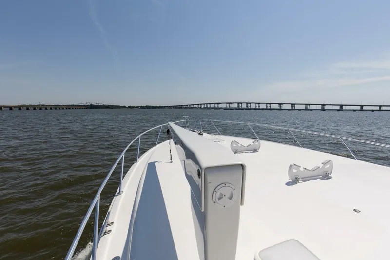 Slide: The Image of 2007 64 Viking Enclosed Bridge Reel Blues Bow (5) - 5641968