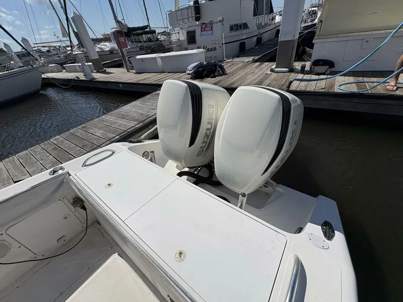 Slide: The Image of Dakota 320 Open Fisherman 1998 - 5641775