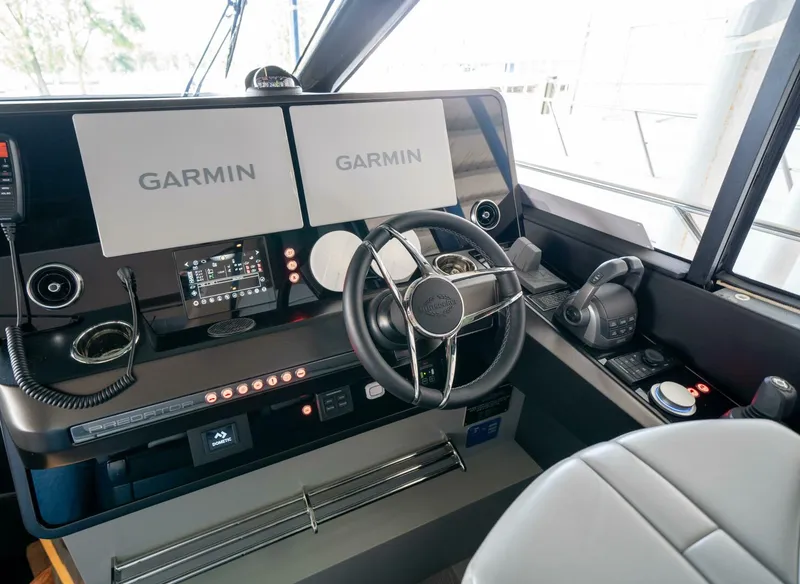 Slide: The Image of Sunseeker 55 Predator 2026 - 5642207