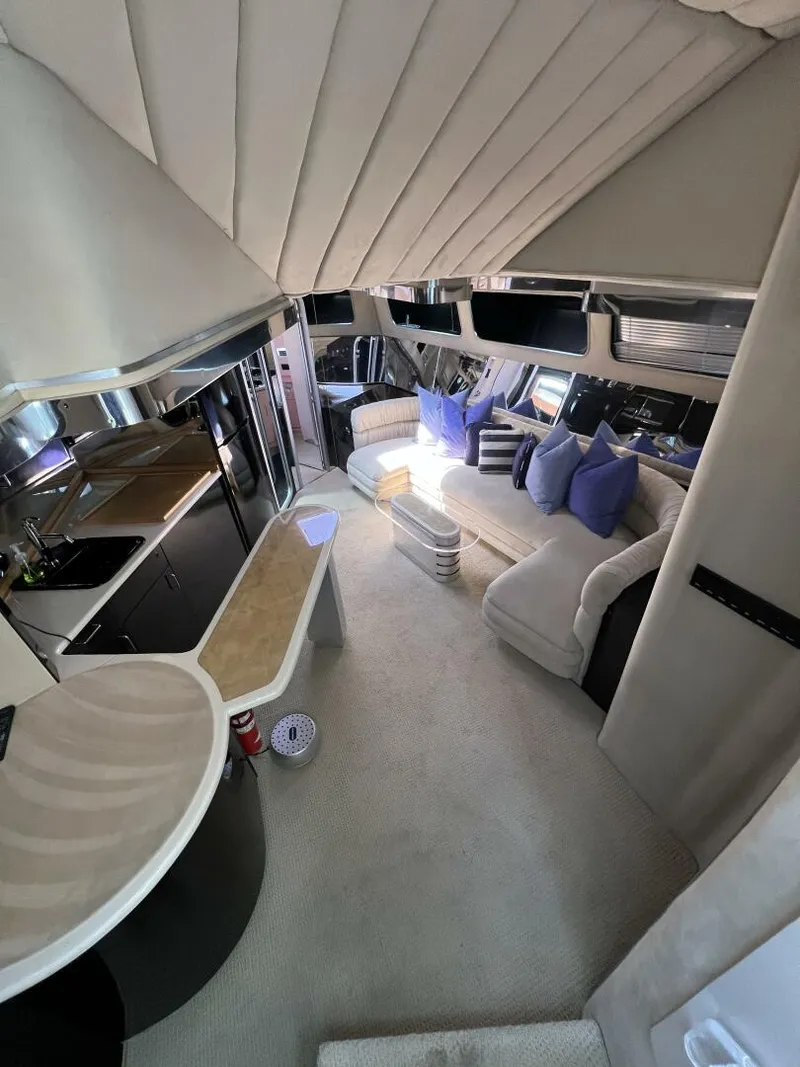 Slide: The Image of 1990 Tempest 60 Express - FANTOM - 5649286