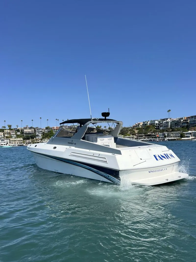 Slide: The Image of 1990 Tempest 60 Express - FANTOM - 5649320