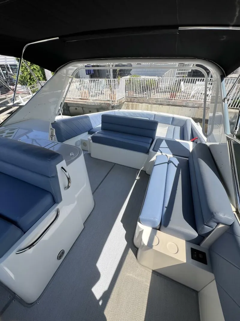 Slide: The Image of 1990 Tempest 60 Express - FANTOM - 5649301