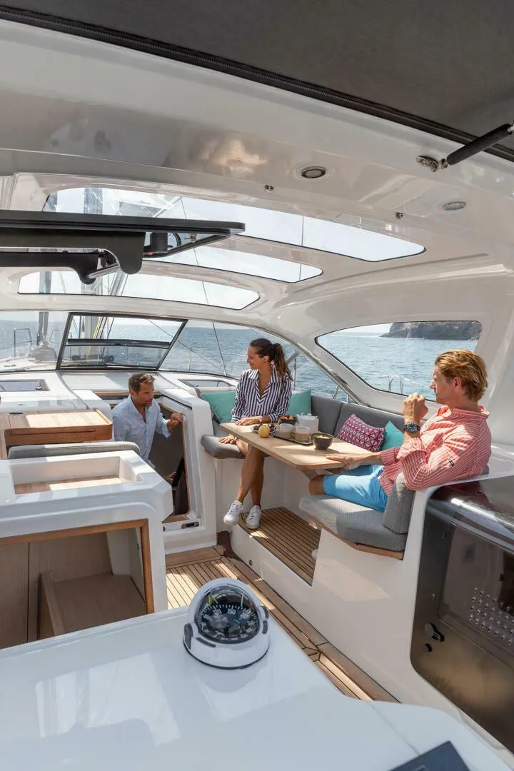 Slide: The Image of Jeanneau 55 2026 - 5642552