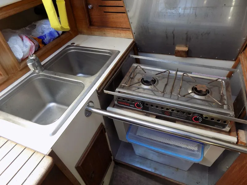Slide: The Image of Sink and stove - 5642944