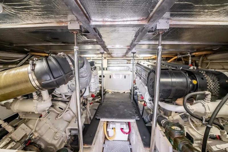 Slide: The Image of Carver Yachts 56 Voyager 2005 - 5642966