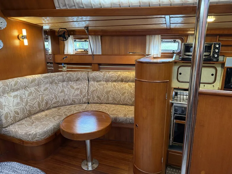 Slide: The Image of Tayana 55 1984 - 5645123