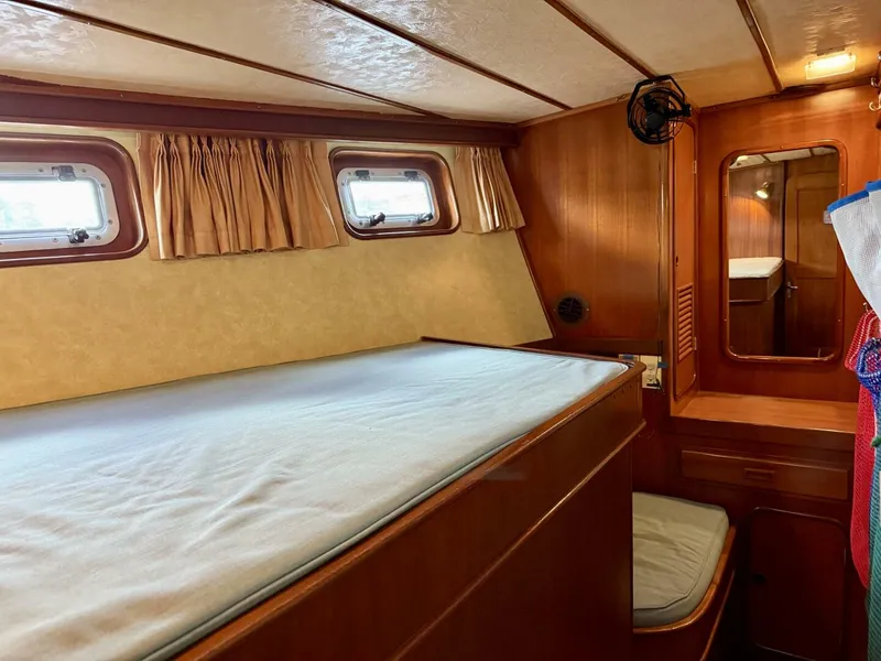 Slide: The Image of Tayana 55 1984 - 5644898