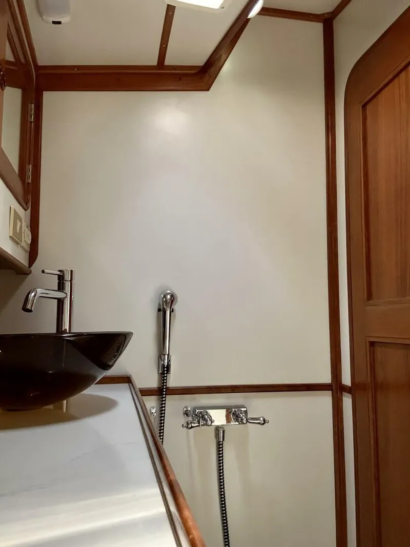 Slide: The Image of Tayana 55 1984 - 5645207