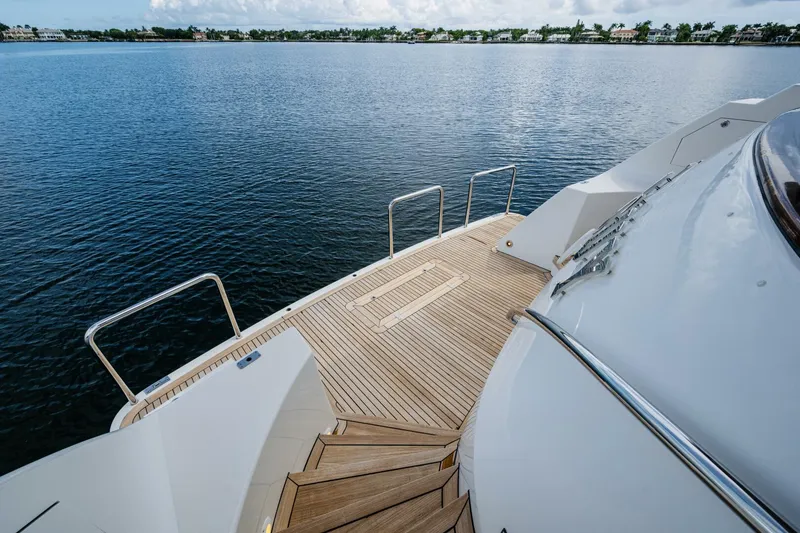 Slide: The Image of WESTPORT 112 LILA CUY Swim Platform - 5647686