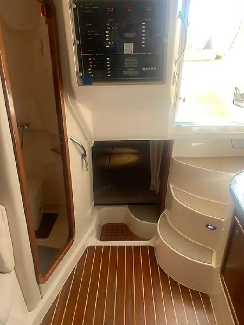 Slide: The Image of 0005375880 - 5643518