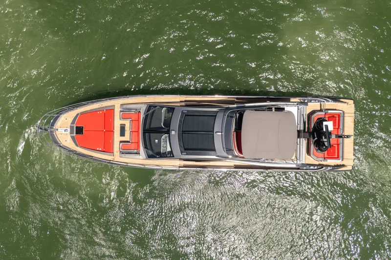 Slide: The Image of Azimut S7 2019 - 5643593