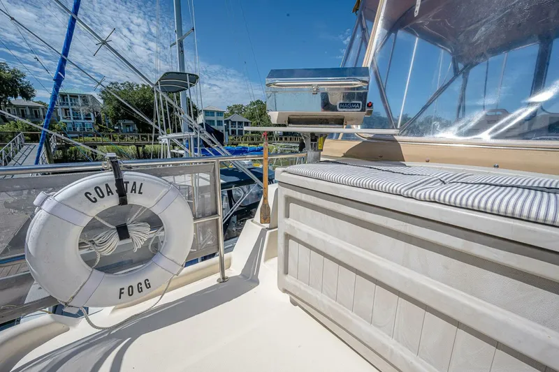 Slide: The Image of Mainship 34 Trawler 2006 - 5644004