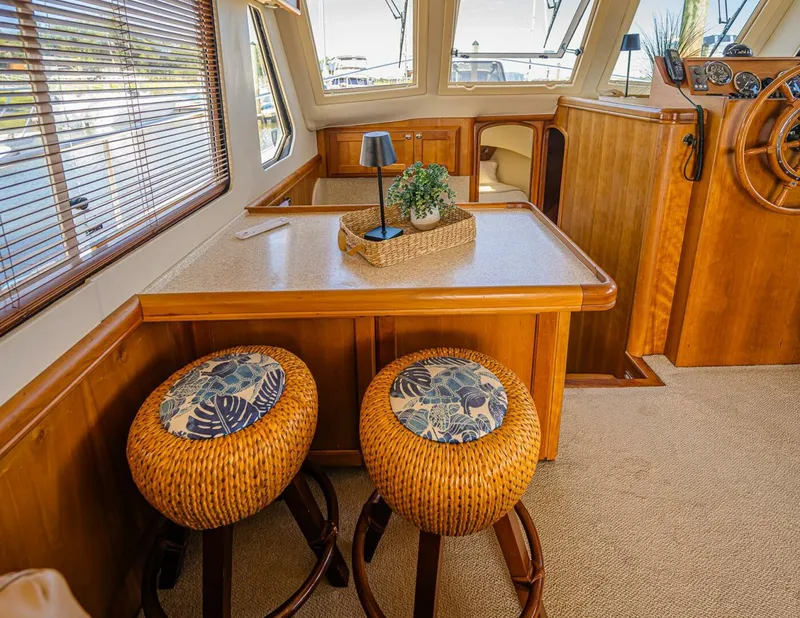 Slide: The Image of Mainship 34 Trawler 2006 - 5644011