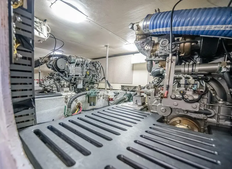 Slide: The Image of Mainship 34 Trawler 2006 - 5644038