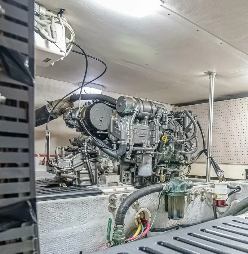 Slide: The Image of Mainship 34 Trawler 2006 - 5644039