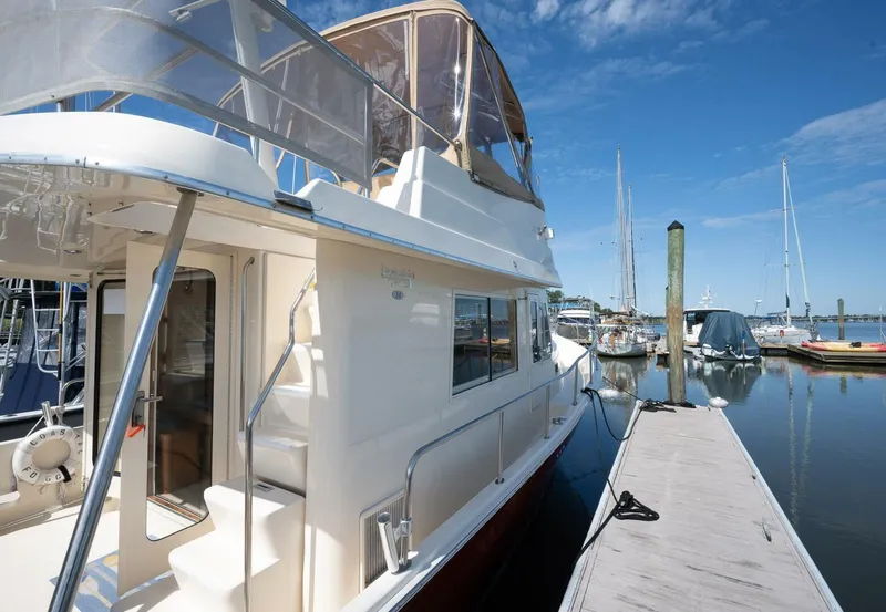 Slide: The Image of Mainship 34 Trawler 2006 - 5644046