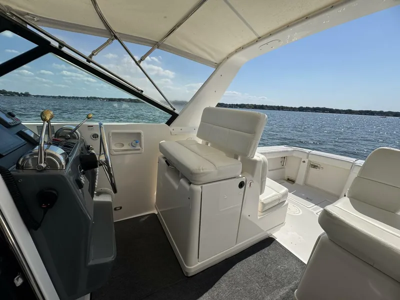 Slide: The Image of Tiara 3100 open 2001 - 5644068