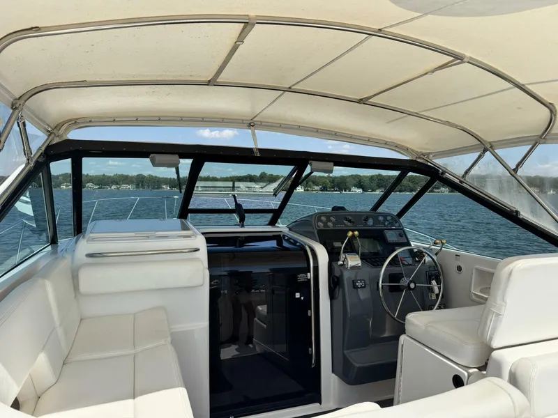 Slide: The Image of Tiara 3100 open 2001 - 5644065