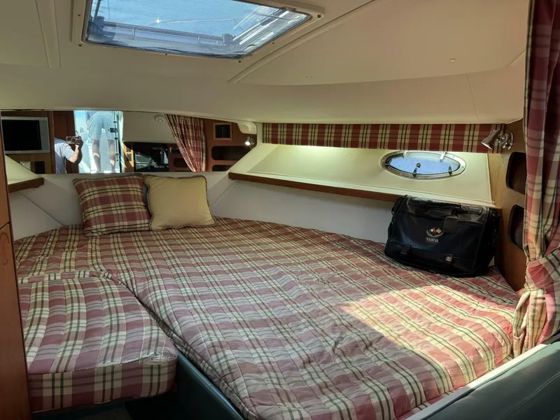 Slide: The Image of Tiara 3100 open 2001 - 5644075