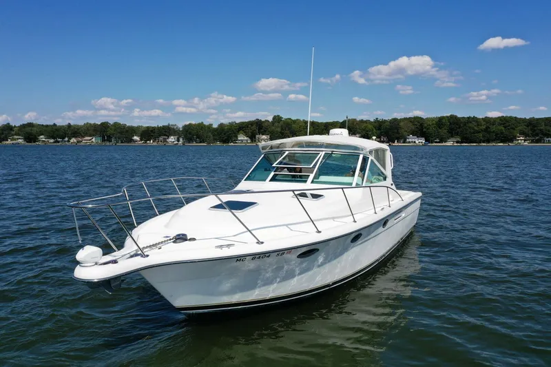 Slide: The Image of Tiara 3100 open 2001 - 5644057