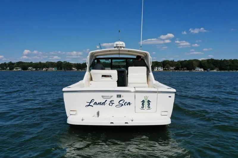 Slide: The Image of Tiara 3100 open 2001 - 5644061