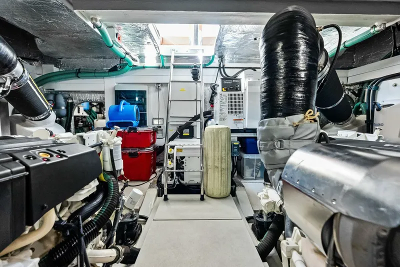 Slide: The Image of Sunseeker Manhattan 52 2020 - 5644222