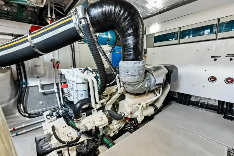 Slide: The Image of Sunseeker Manhattan 52 2020 - 5644229