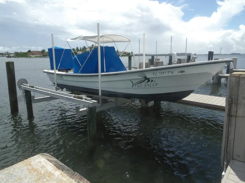 Slide: The Image of Panga Center Console 2013 - 5644284