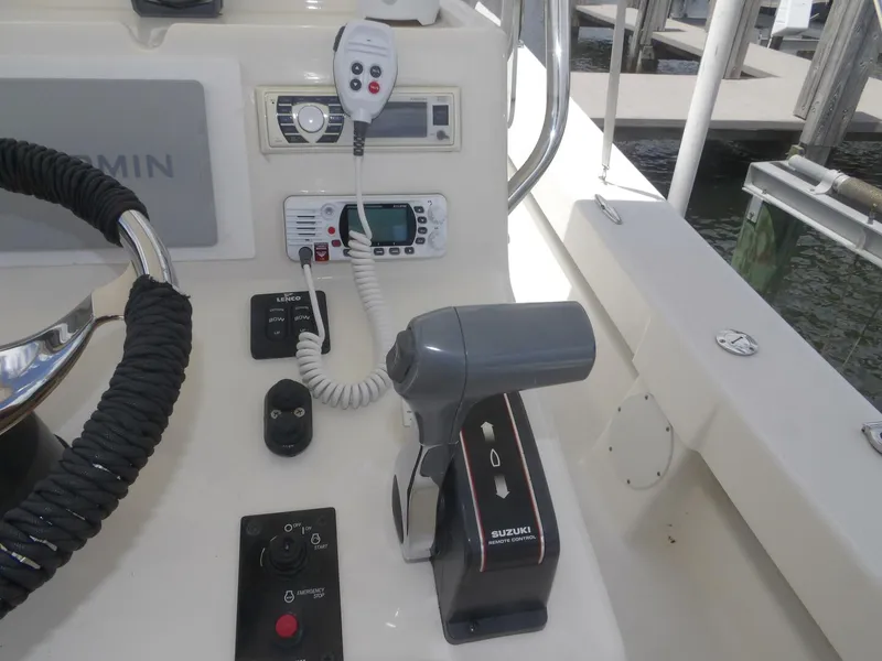 Slide: The Image of Panga Center Console 2013 - 5644464