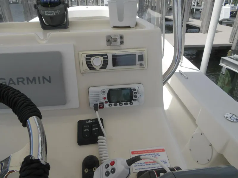 Slide: The Image of Panga Center Console 2013 - 5644474