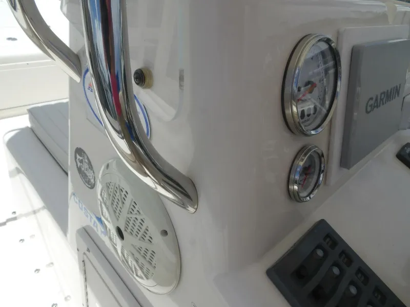 Slide: The Image of Panga Center Console 2013 - 5644486